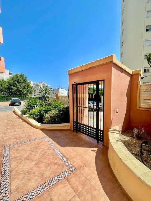 Vistas Al Mar Desde El Corazon De Calpe Apartment Exterior foto